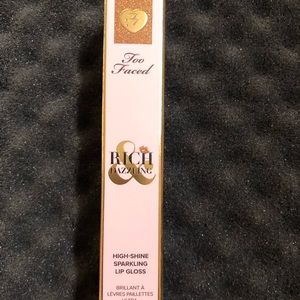 Too faced  rich and dazzling gloss